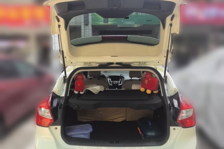 Used Ford Focus 2012 Hatchback 1.6L Automatic Comfort Model Trunk