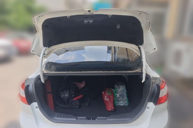 Used Ford Focus 2012 Sedan 1.6L Automatic Comfort Model Trunk