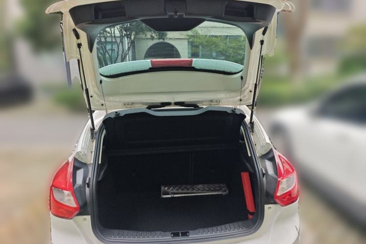 Used Ford Focus 2012 Hatchback 1.6L Automatic Comfort Model Trunk