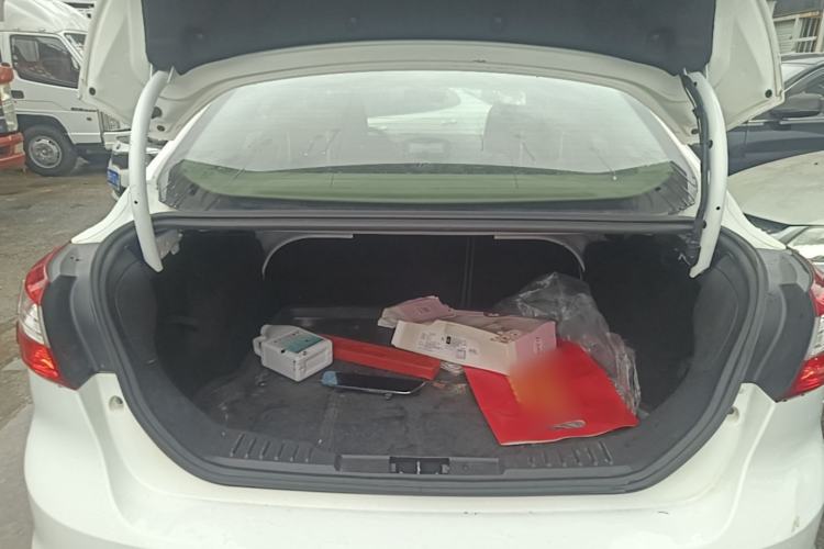 Used Ford Focus 2012 Sedan 1.6L Automatic Comfort Model Trunk