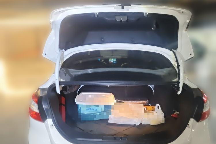 Used Ford Focus 2012 Sedan 1.6L Automatic Fashion Edition Trunk