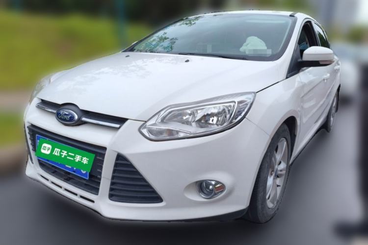 Used Ford Focus 2012 Sedan 1.6L Automatic Fashion Edition Guazi used car, China used car export, Used car for sale, Used  cars, Cheapest cars for sale