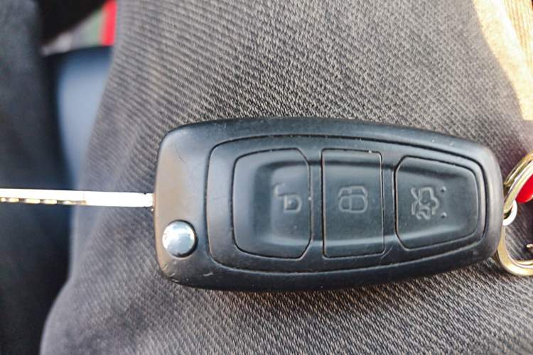 Used Ford Focus 2012 Hatchback 1.6L Manual Comfort Model Vehicle Key