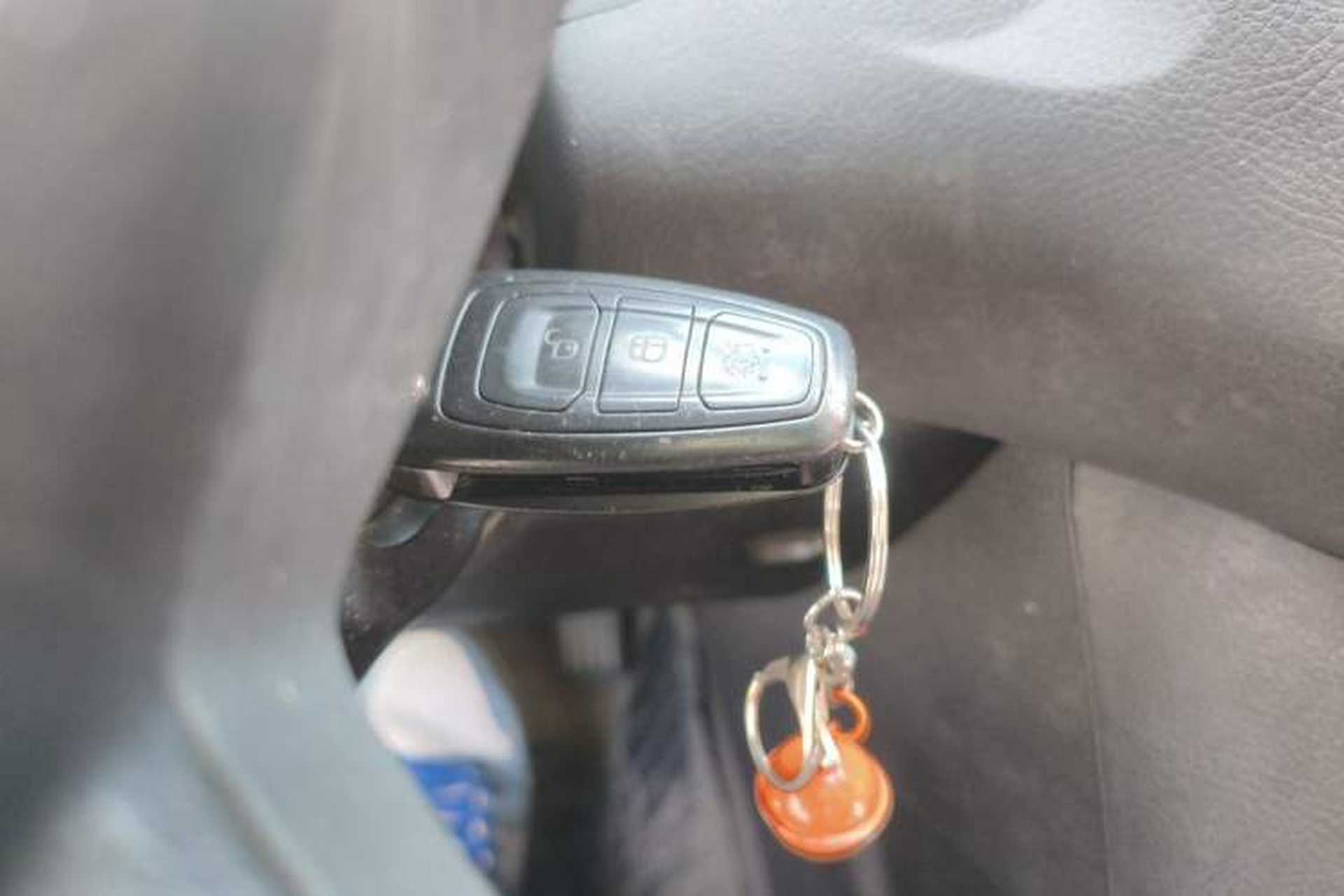 Used Ford Focus 2012 Sedan 1.6L Automatic Fashion Edition Vehicle Key