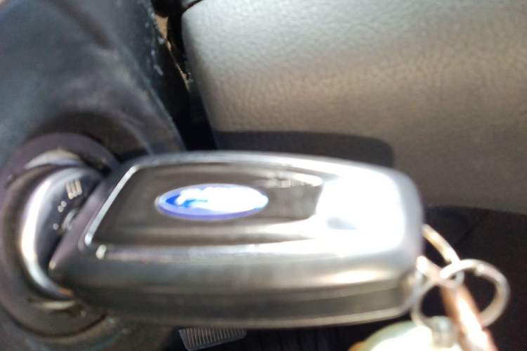 Used Ford Focus 2012 Sedan 1.6L Automatic Fashion Edition Vehicle Key