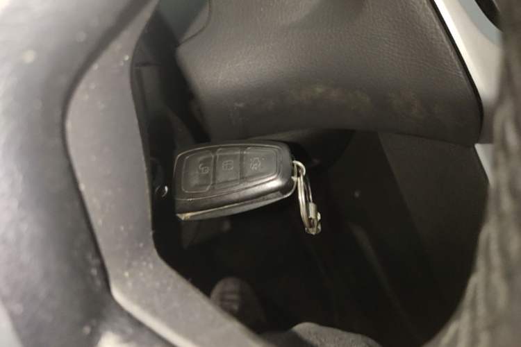 Used Ford Focus 2012 Hatchback 2.0L Automatic Luxury Sport Model Vehicle Key