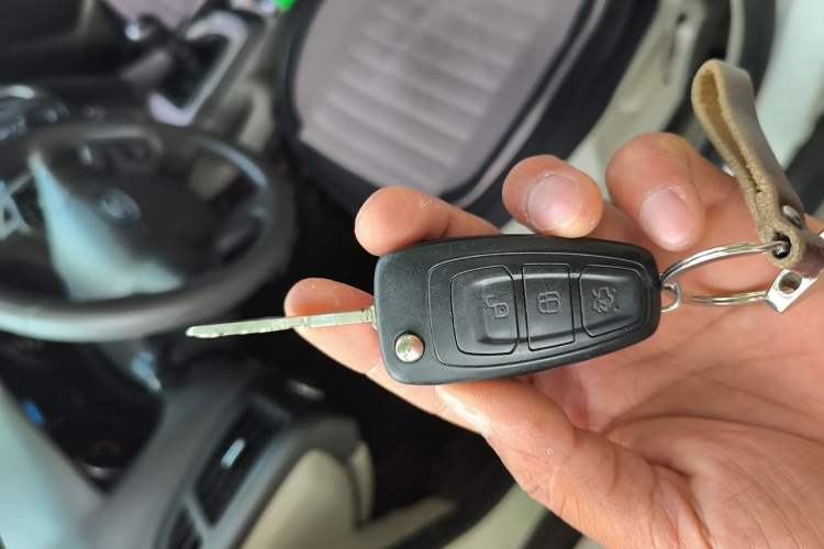 Used Ford Focus 2012 Sedan 1.6L Manual Comfort Model Vehicle Key