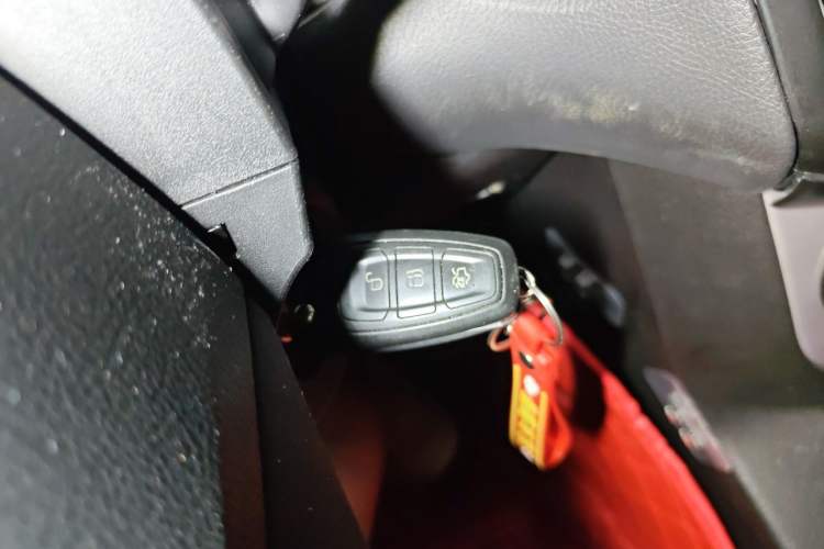 Used Ford Focus 2012 Hatchback 2.0L Automatic Luxury Sport Model Vehicle Key