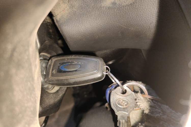 Used Ford Focus 2012 Sedan 1.6L Manual Fashion Edition Vehicle Key