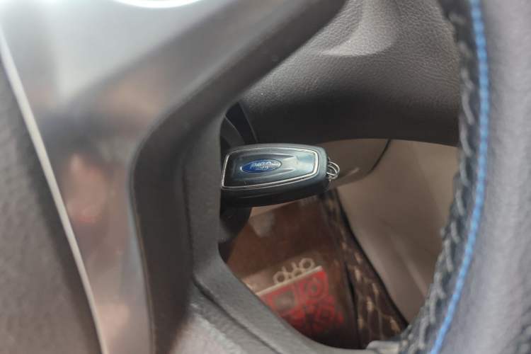 Used Ford Focus 2012 Sedan 1.6L Manual Comfort Model Vehicle Key