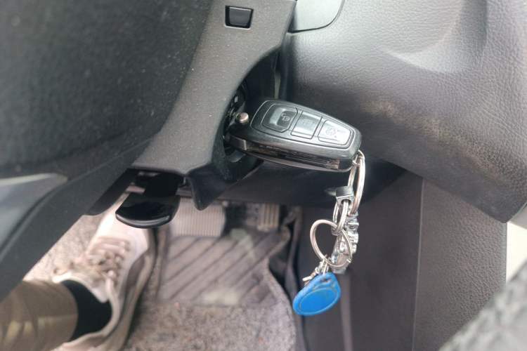 Used Ford Focus 2012 Hatchback 2.0L Automatic Luxury Sport Model Vehicle Key