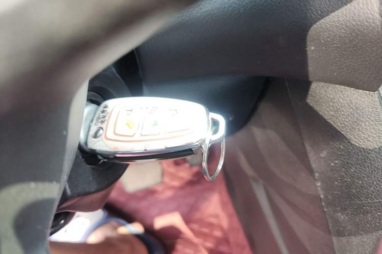 Used Ford Focus 2012 Hatchback 1.6L Automatic Fashion Edition Vehicle Key