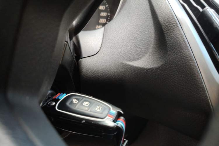 Used Ford Focus 2012 Hatchback 1.6L Manual Comfort Model Vehicle Key