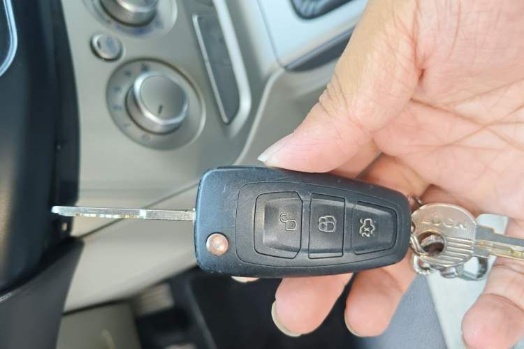 Used Ford Focus 2012 Sedan 1.6L Manual Comfort Model Vehicle Key