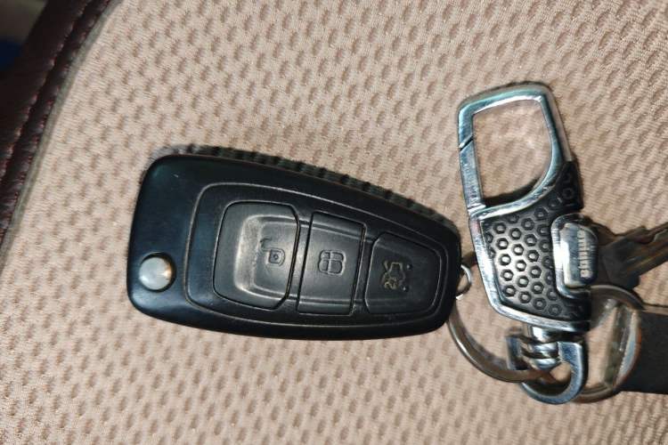 Used Ford Focus 2012 Hatchback 1.6L Manual Fashion Edition Vehicle Key