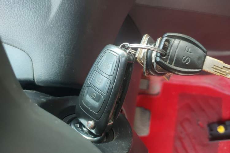 Used Ford Focus 2012 Hatchback 2.0L Automatic Luxury Sport Model Vehicle Key