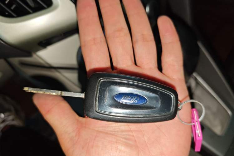 Used Ford Focus 2012 Sedan 1.6L Automatic Comfort Model Vehicle Key