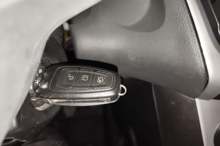 Used Ford Focus 2012 Hatchback 2.0L Manual Luxury Sport Model Vehicle Key