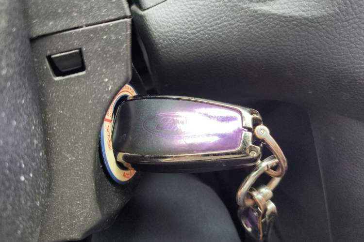 Used Ford Focus 2012 Sedan 1.6L Automatic Fashion Edition Vehicle Key