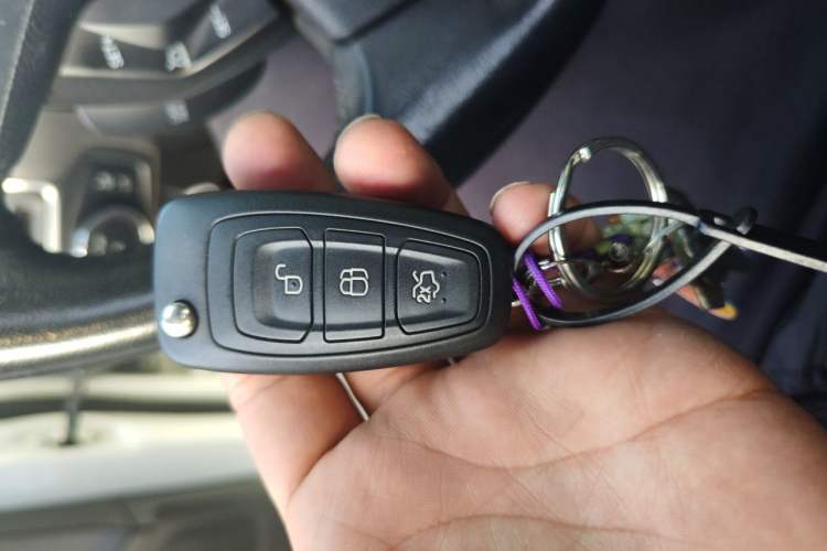 Used Ford Focus 2012 Hatchback 2.0L Manual Luxury Sport Model Vehicle Key