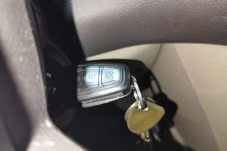 Used Ford Focus 2012 Sedan 1.6L Manual Comfort Model Vehicle Key