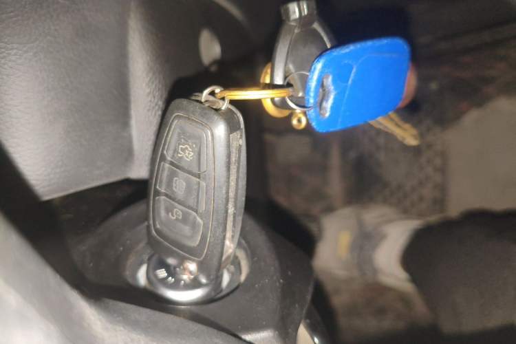 Used Ford Focus 2012 Hatchback 1.6L Manual Fashion Edition Vehicle Key