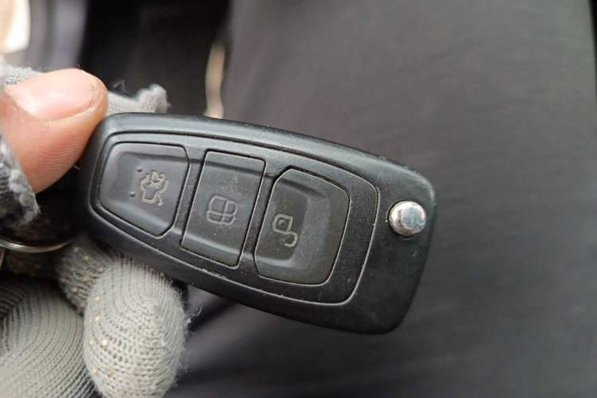 Used Ford Focus 2012 Hatchback 2.0L Automatic Luxury Sport Model Vehicle Key