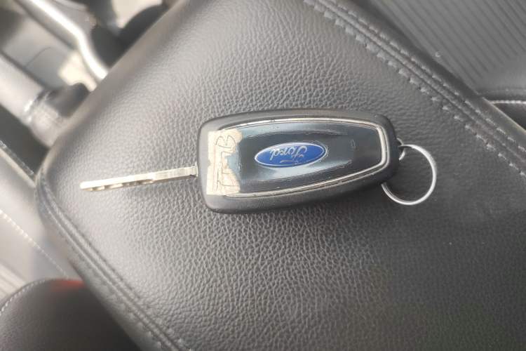 Used Ford Focus 2012 Sedan 1.6L Automatic Fashion Edition Vehicle Key