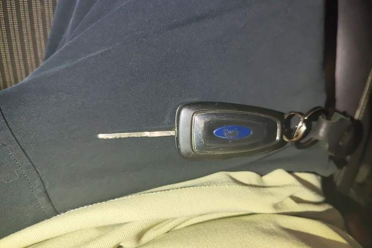 Used Ford Focus 2012 Sedan 1.6L Automatic Fashion Edition Vehicle Key