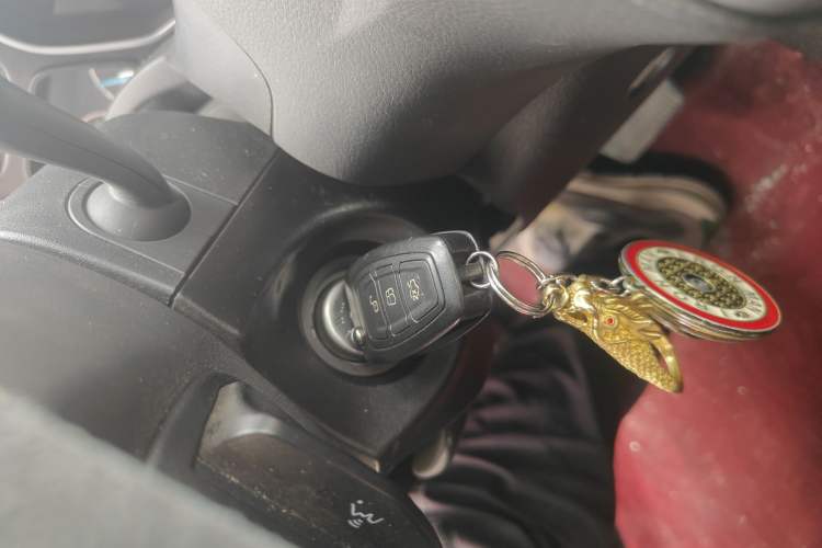 Used Ford Focus 2012 Sedan 1.6L Automatic Fashion Edition Vehicle Key