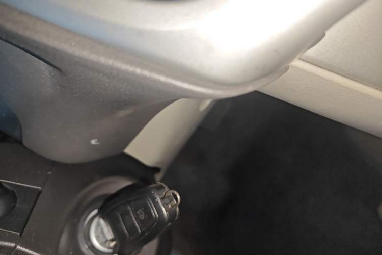 Used Ford Focus 2012 Hatchback 1.6L Automatic Fashion Edition Vehicle Key