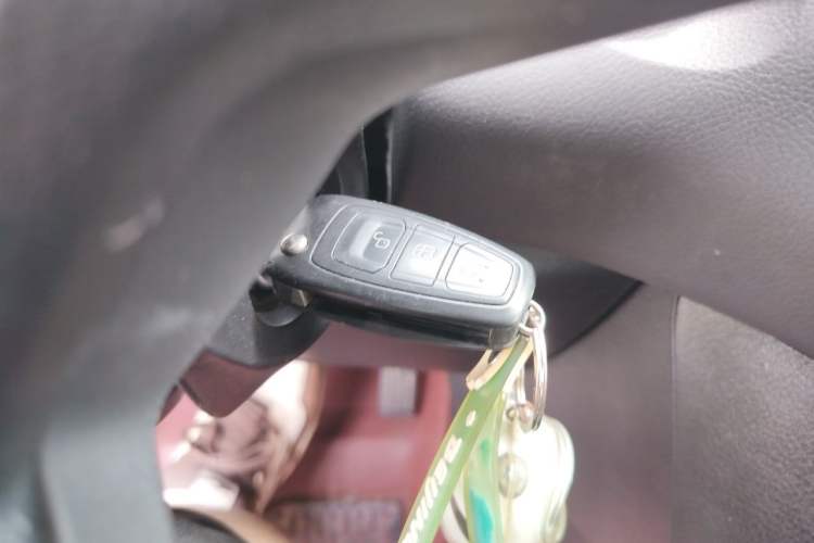Used Ford Focus 2012 Sedan 1.6L Automatic Fashion Edition Vehicle Key
