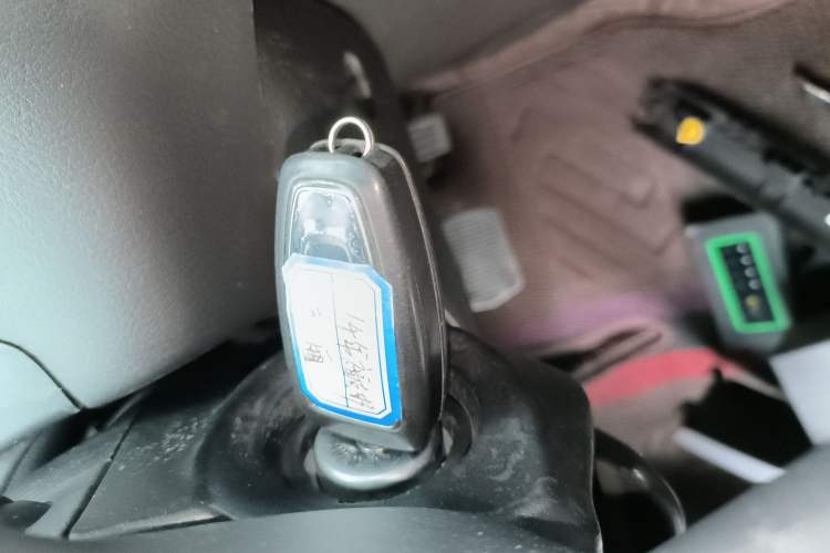 Used Ford Focus 2012 Sedan 1.6L Automatic Fashion Edition Vehicle Key