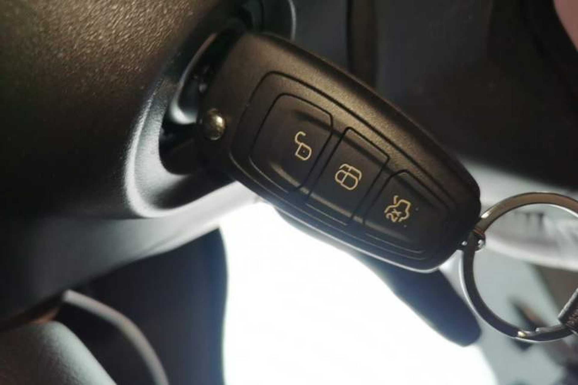 Used Ford Focus 2012 Sedan 1.6L Manual Fashion Edition Vehicle Key