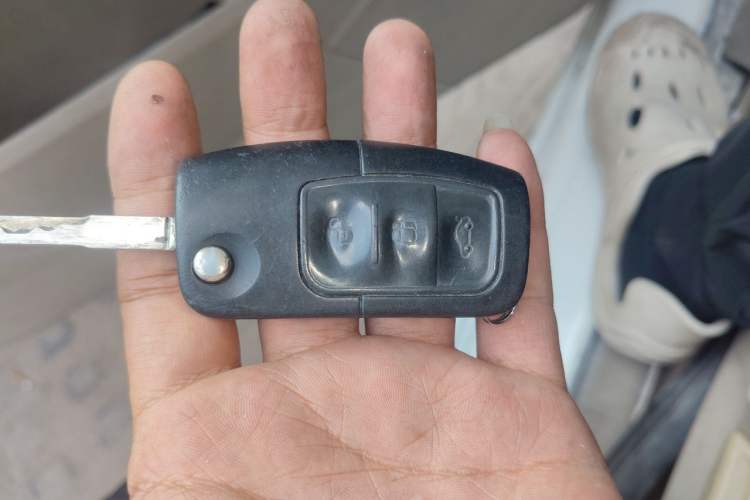Used Ford Focus 2012 Hatchback Classic 1.8L Automatic Fashion Edition Vehicle Key