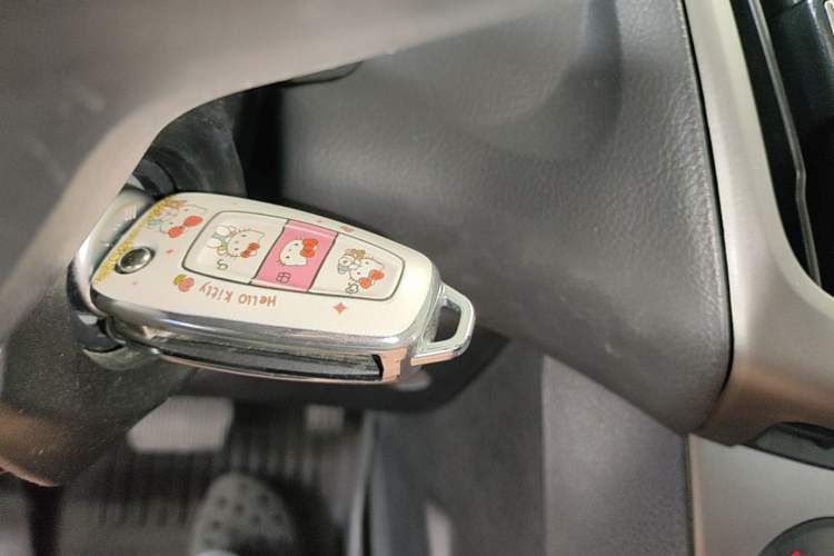 Used Ford Focus 2012 Hatchback 1.6L Automatic Fashion Edition Vehicle Key