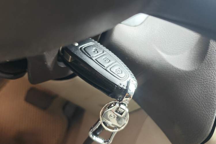 Used Ford Focus 2012 Sedan 1.6L Automatic Fashion Edition Vehicle Key