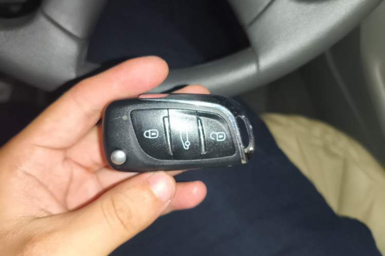 Used Ford Focus 2012 Sedan 1.6L Automatic Comfort Model Vehicle Key