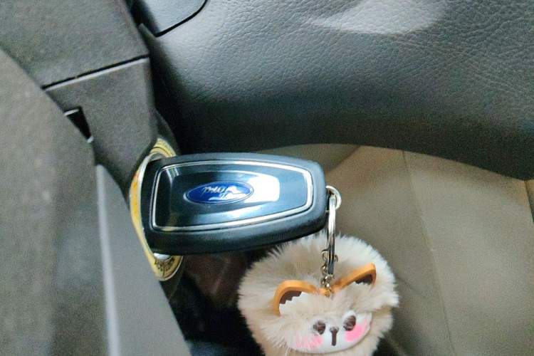 Used Ford Focus 2012 Sedan 1.6L Automatic Fashion Edition Vehicle Key