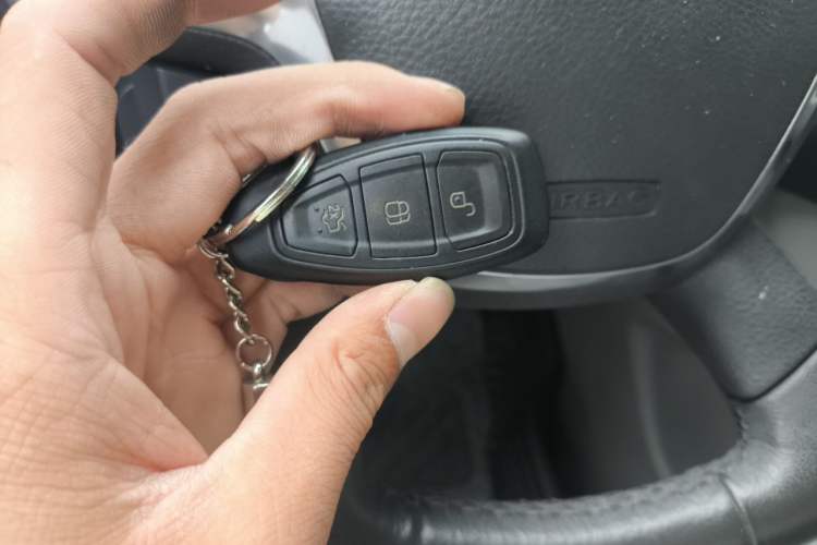 Used Ford Focus 2012 Sedan 2.0L Automatic Flagship Model Vehicle Key