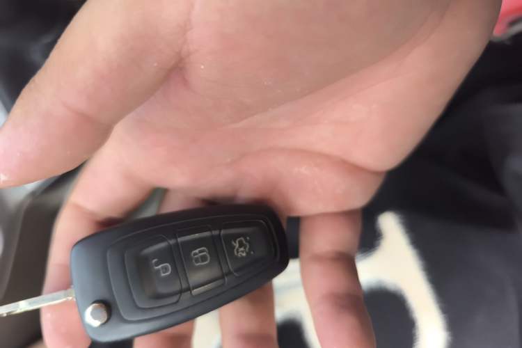 Used Ford Focus 2012 Sedan 1.6L Manual Comfort Model Vehicle Key
