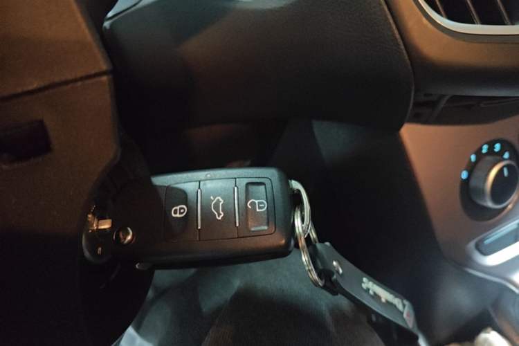 Used Ford Focus 2012 Hatchback 1.6L Manual Comfort Model Vehicle Key