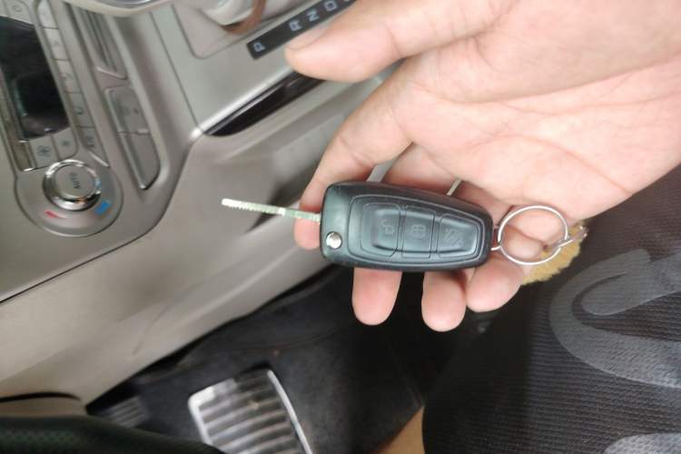 Used Ford Focus 2012 Sedan 1.6L Automatic Comfort Model Vehicle Key