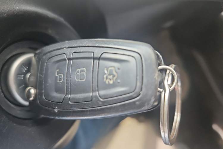 Used Ford Focus 2012 Sedan 1.6L Automatic Fashion Edition Vehicle Key