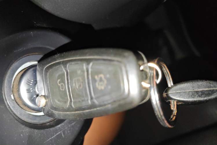 Used Ford Focus 2012 Hatchback 1.6L Manual Comfort Model Vehicle Key