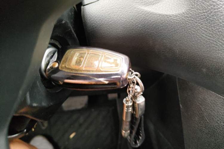 Used Ford Focus 2012 Sedan 1.6L Automatic Fashion Edition Vehicle Key