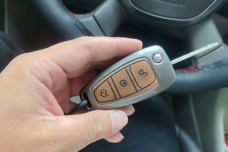 Used Ford Focus 2012 Hatchback 1.6L Manual Fashion Edition Vehicle Key