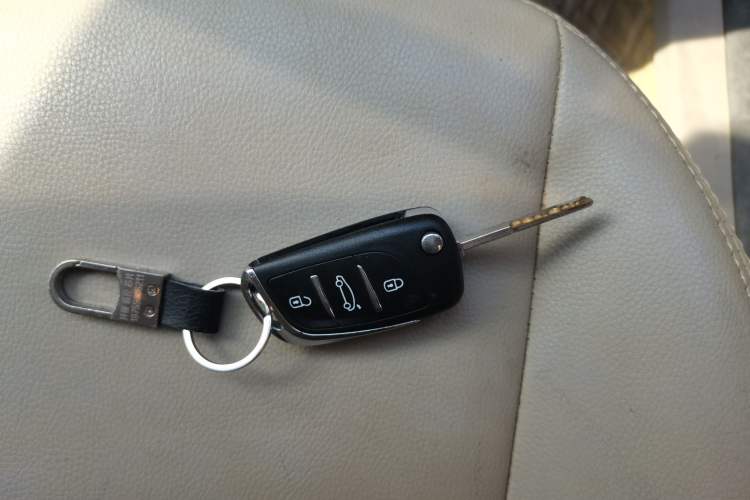 Used Ford Focus 2012 Sedan 1.6L Automatic Comfort Model Vehicle Key