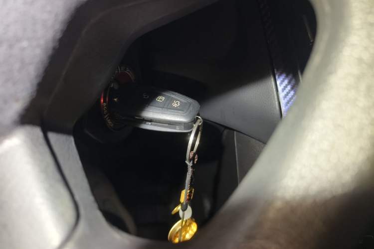Used Ford Focus 2012 Hatchback 1.6L Manual Comfort Model Vehicle Key