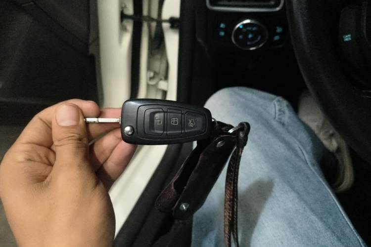 Used Ford Focus 2012 Hatchback 2.0L Automatic Luxury Sport Model Vehicle Key